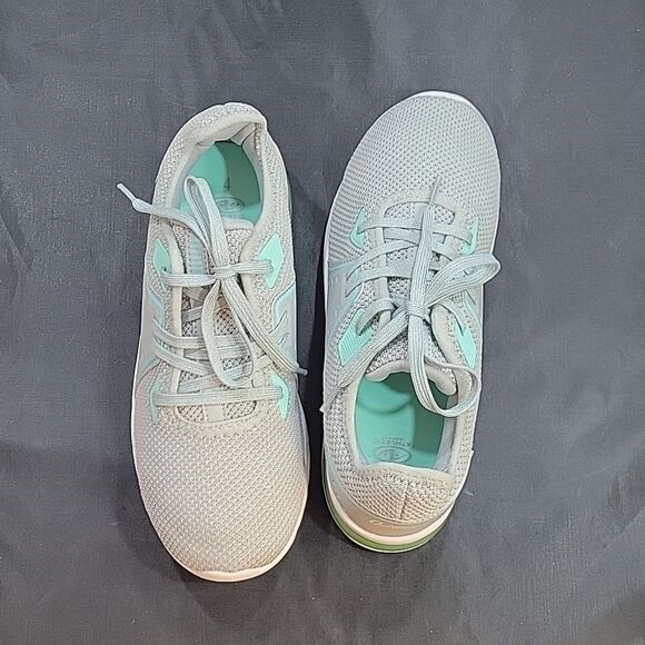 BRAND NEW ATHLETIC WORKS GIRLS O2 AIR PERFORMANCE SNEAKER - Picture 11 of 15